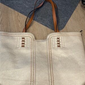 - Montana West Gold Shoulder Bag